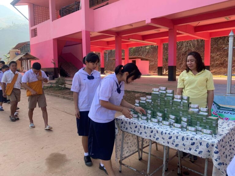 มะนายูออนทัวร์ “คืนตัวหอม ให้น้องๆวัยใส 2023” โรงเรียนบ้านห้วยวอก จ.แม่ฮ่องสอน